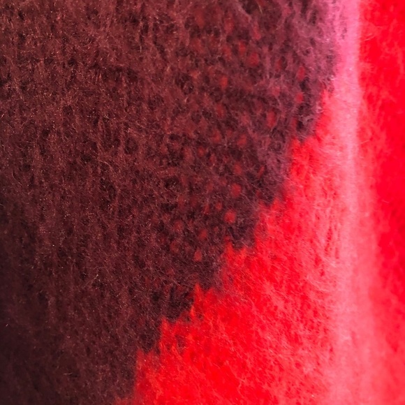 Molly bracken color  block red sweater SZ M/L NWT - Picture 7 of 10
